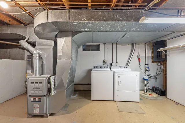 $250,000 | 842 South Main Avenue, Kankakee, IL 60901