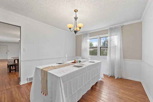 $250,000 | 842 South Main Avenue, Kankakee, IL 60901