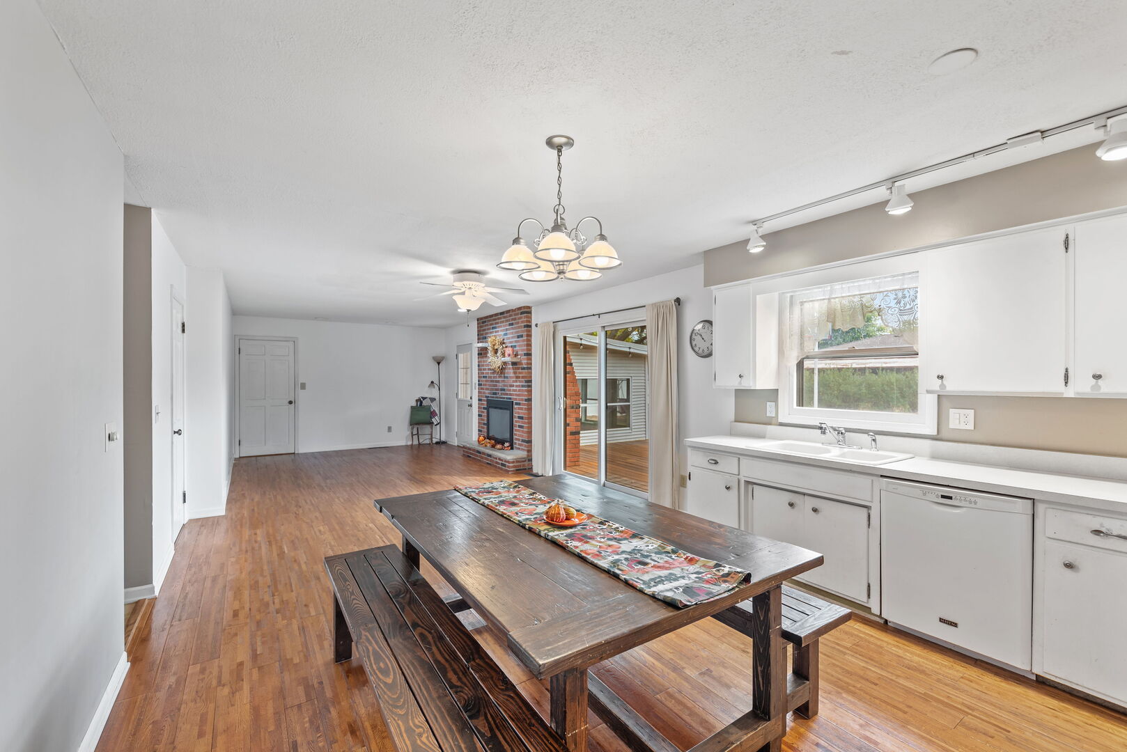 842 South Main Avenue Kankakee, IL 60901 - Photo 6 of 24