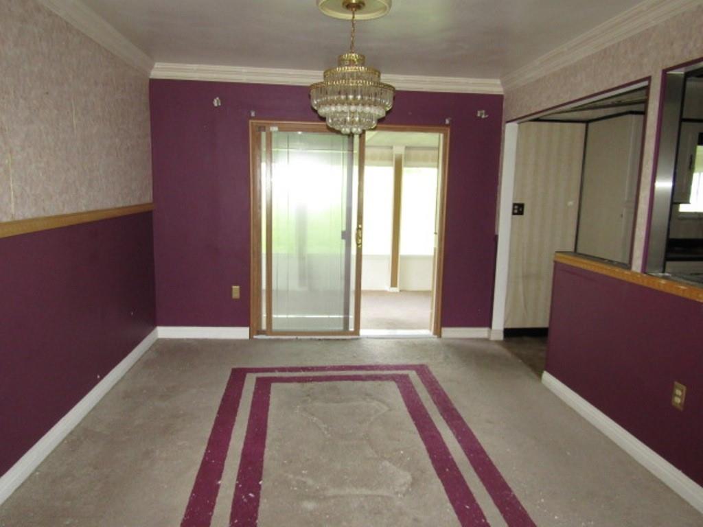 347 Hulton Road Verona, PA 15147 - Photo 11 of 37 Gallery Image 11