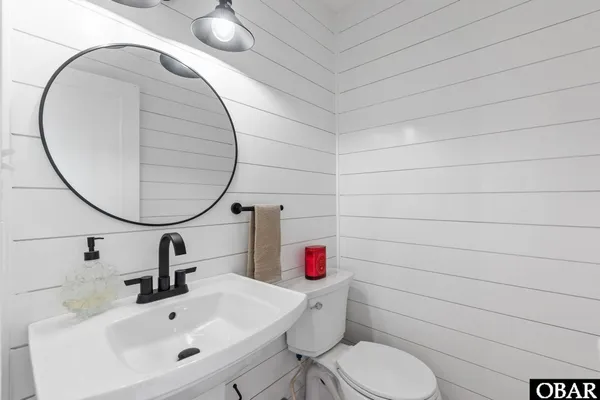 $709,000 | 42087 Pheasant Circle, Avon, NC 27915