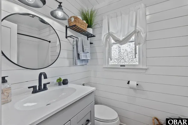 $709,000 | 42087 Pheasant Circle, Avon, NC 27915