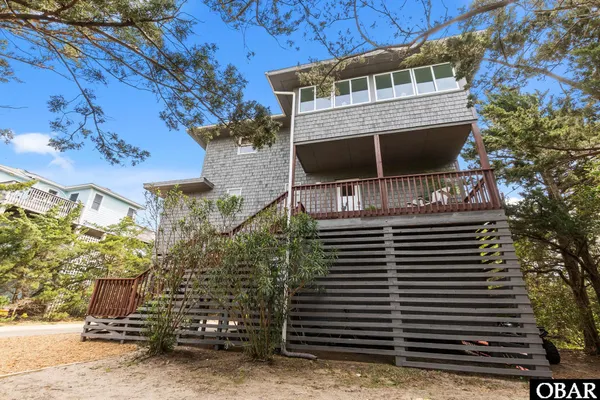 $709,000 | 42087 Pheasant Circle, Avon, NC 27915