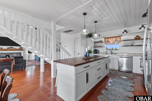 $709,000 | 42087 Pheasant Circle, Avon, NC 27915