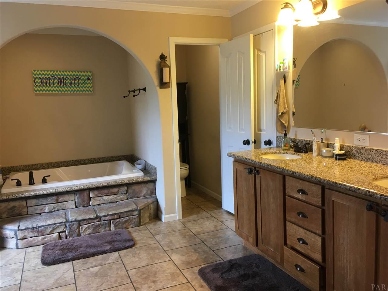 4792 Schaag Road, Unit INCLUDES 4840 Molino, FL 32577 - Photo 29 of 44 Gallery Image 29