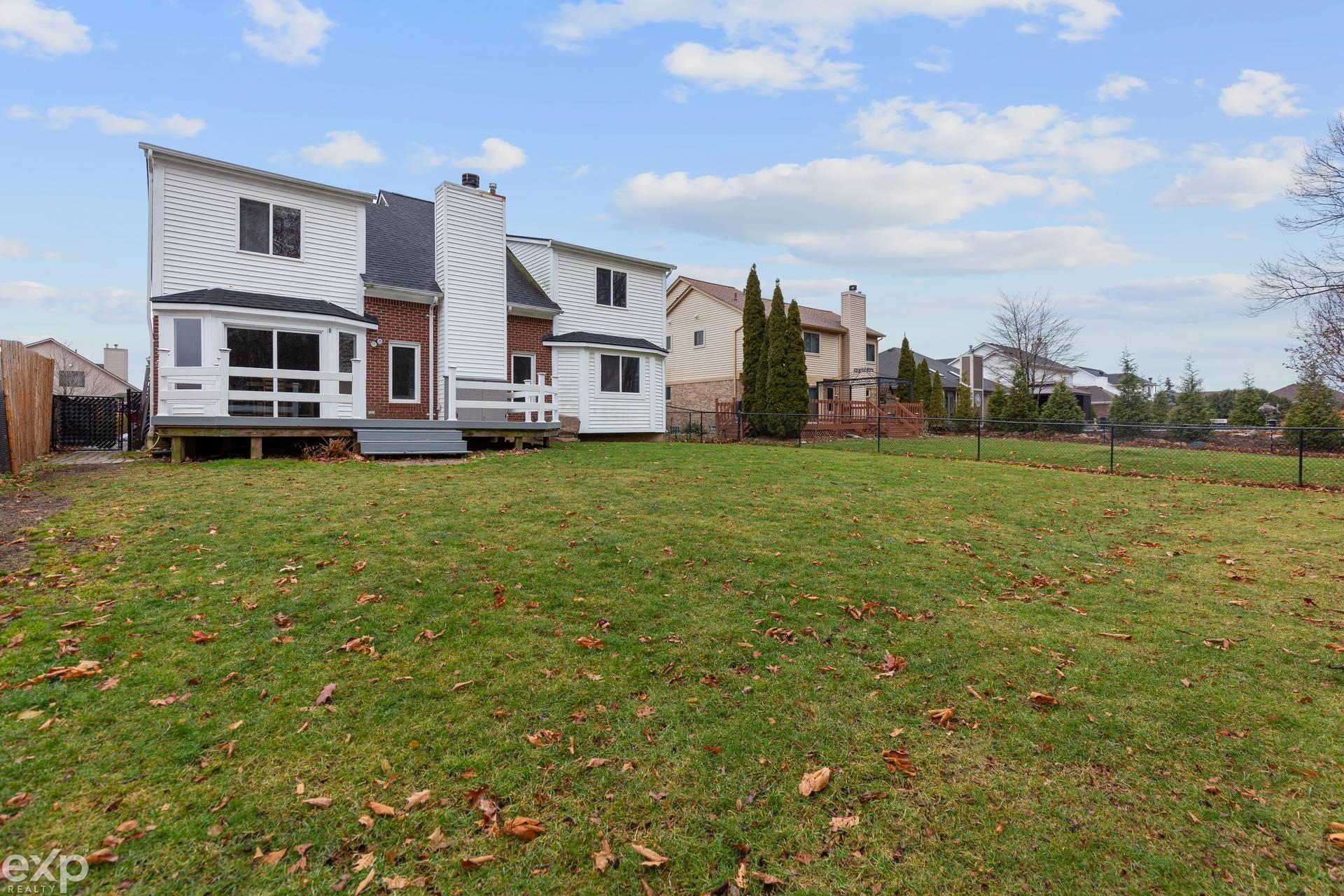 49465 Monte Road New Baltimore, MI 48047 - Photo 33 of 34 50098471-32.JPG