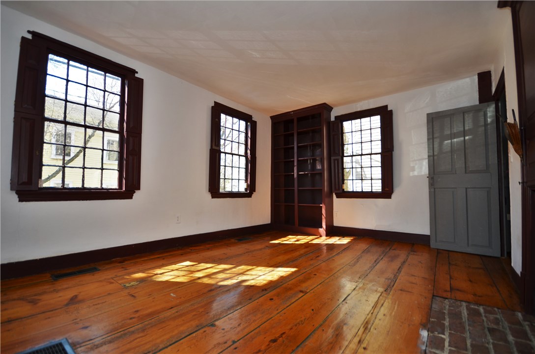 116 Transit Street Providence, RI 02906 - Photo 24 of 34 Gallery Image 24
