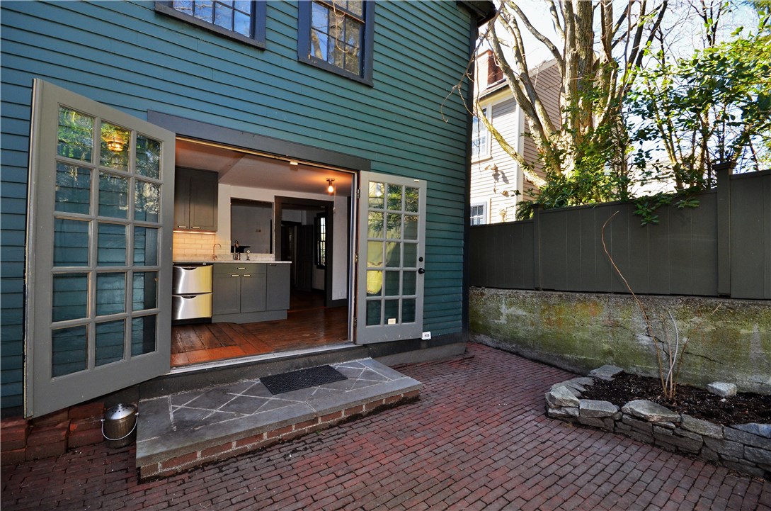 116 Transit Street Providence, RI 02906 - Photo 9 of 34 Gallery Image 9