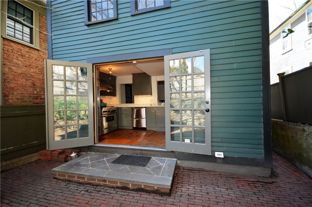 116 Transit Street Providence, RI 02906 - Photo 10 of 34 Gallery Image 10