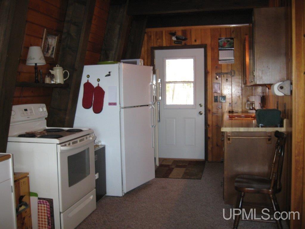16817 Dd Road Wetmore, MI 49895 - Photo 3 of 31 Gallery Image 3