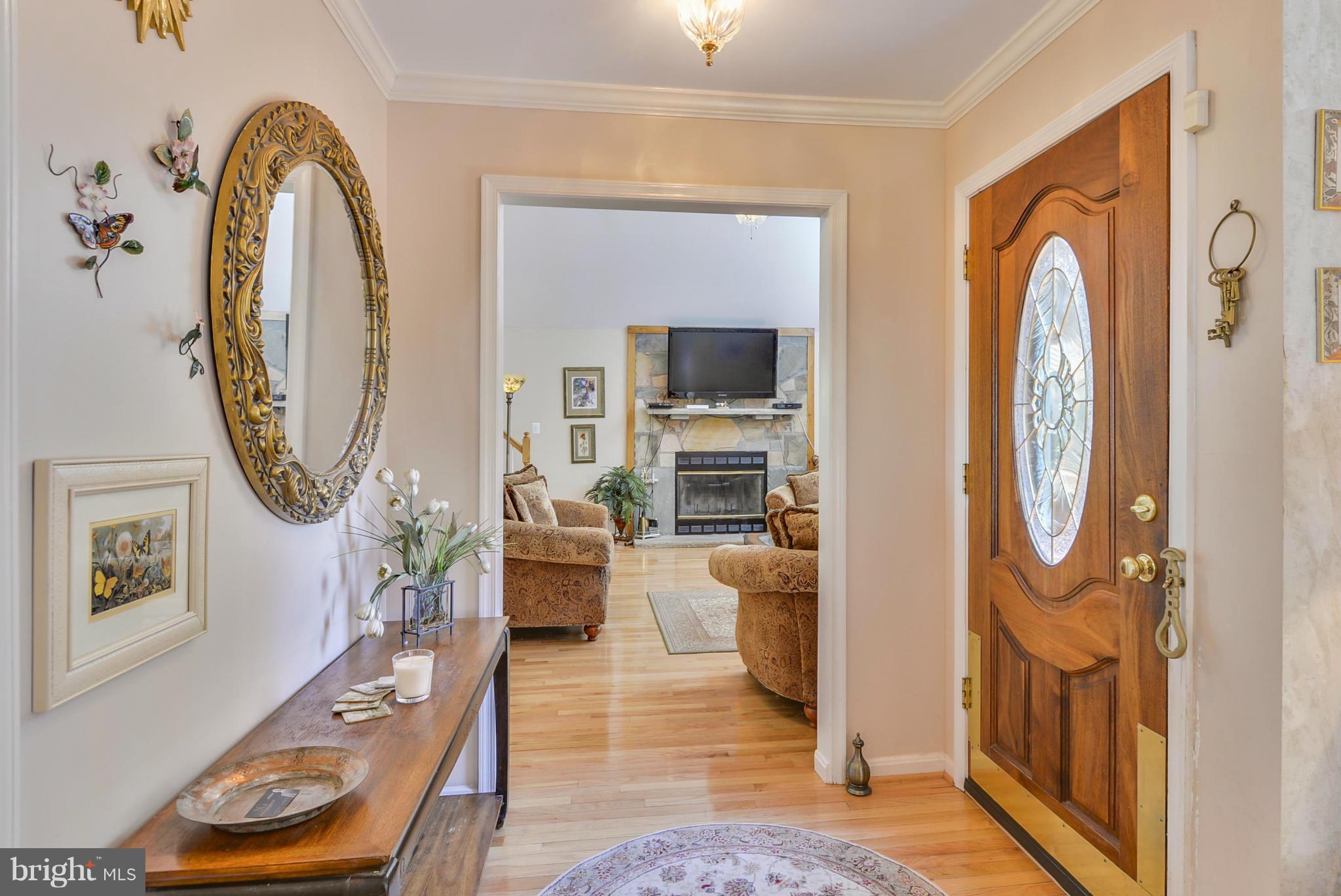 2803 Lookout Road Haymarket, VA 20169 - Photo 2 of 28 Entry