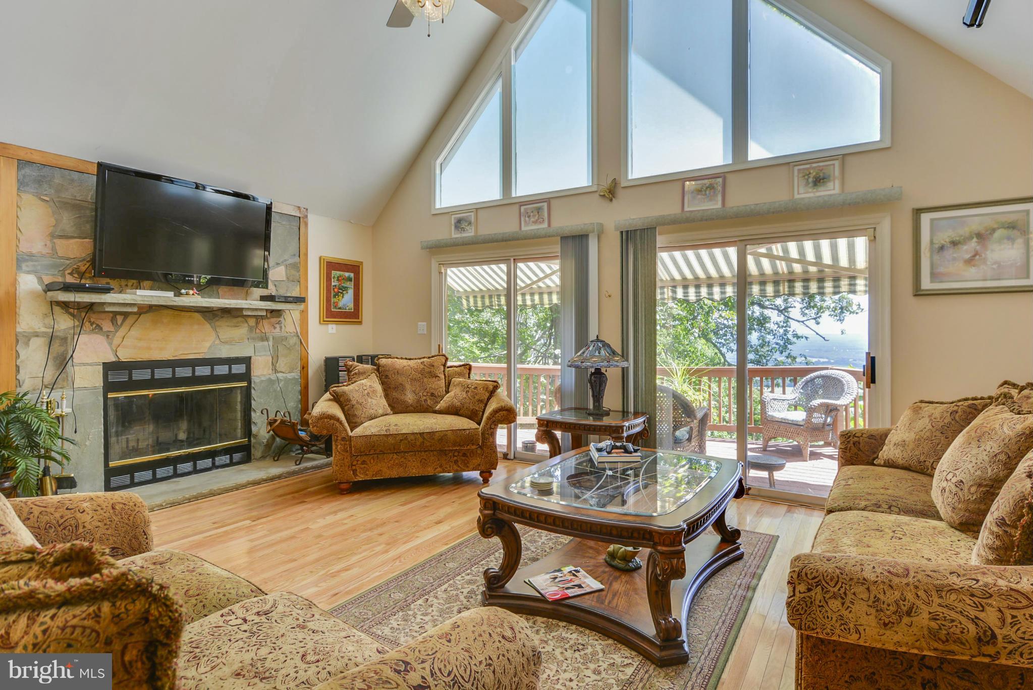 2803 Lookout Road Haymarket, VA 20169 - Photo 11 of 28 Family Room