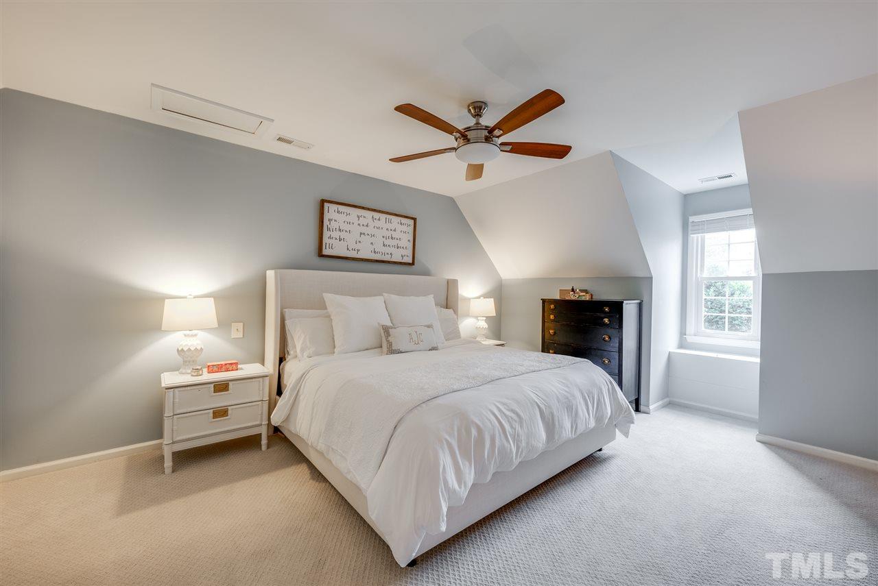 8001 New London Lane Raleigh, NC 27613 - Photo 4 of 25 Gallery Image 4