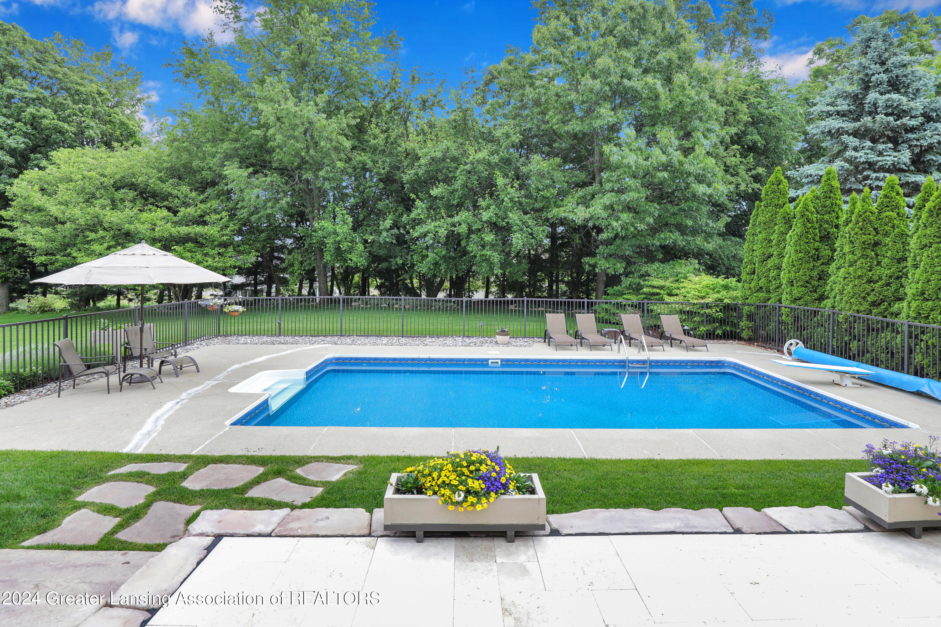 11865 Schavey Road Dewitt, MI 48820 - Photo 44 of 62 In-ground Pool