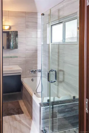 $4,200 | 428 East Harrison Street, Unit 2, Long Beach, NY 11561