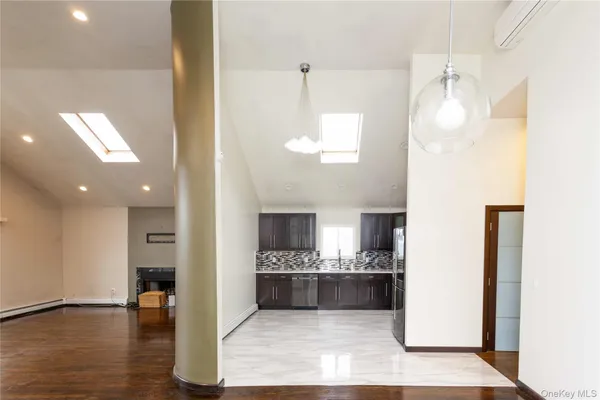 $4,200 | 428 East Harrison Street, Unit 2, Long Beach, NY 11561