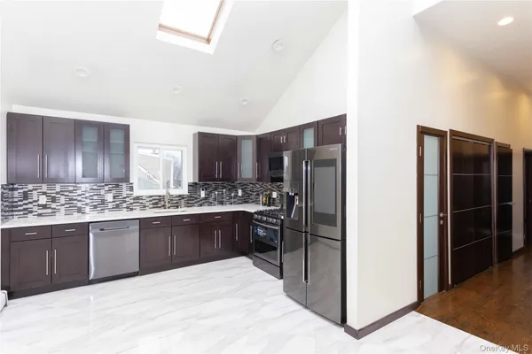 $4,200 | 428 East Harrison Street, Unit 2, Long Beach, NY 11561