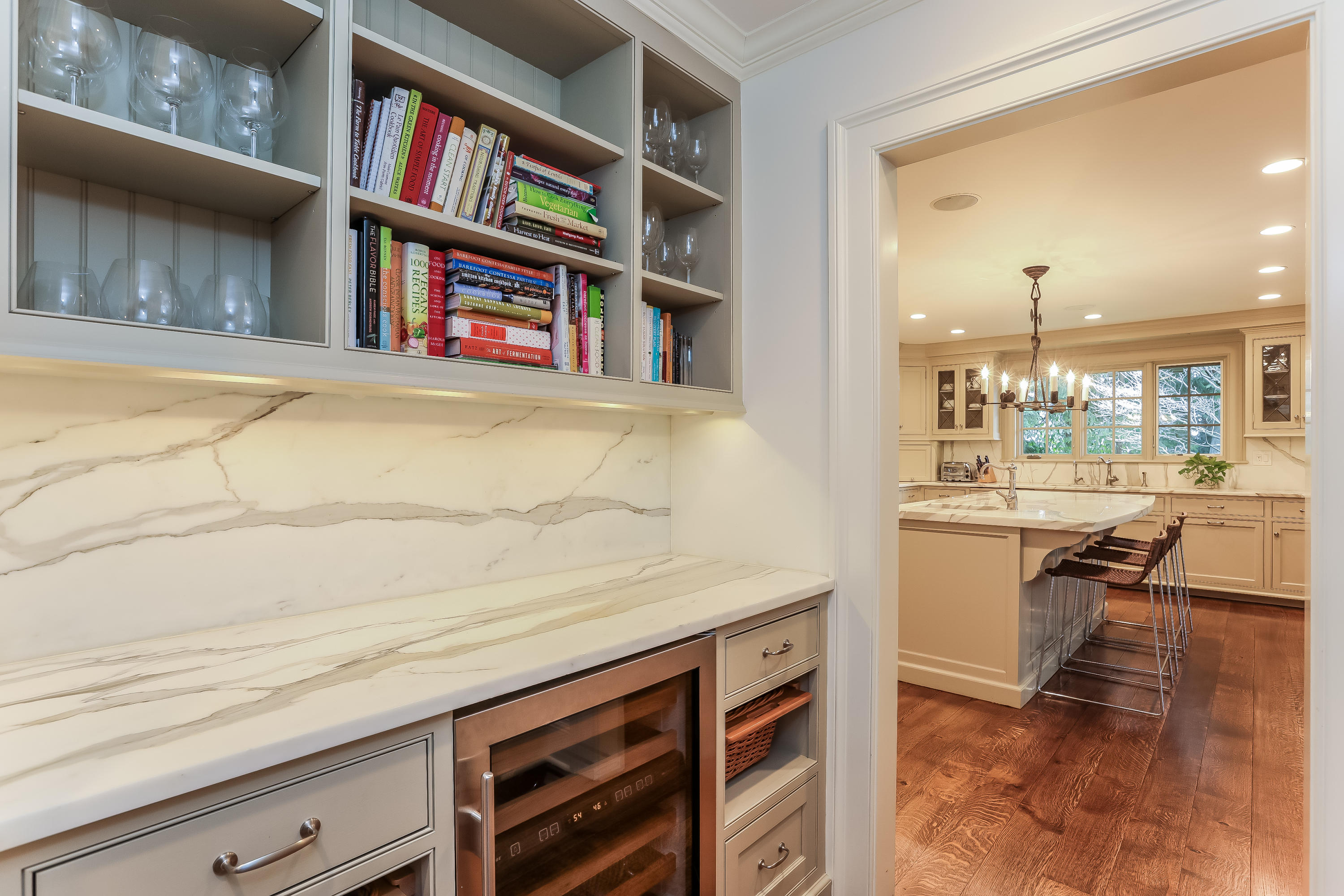 30 Old Farm Road Darien, CT 06820 - Photo 11 of 42 a kitchen with a stove and cabinets