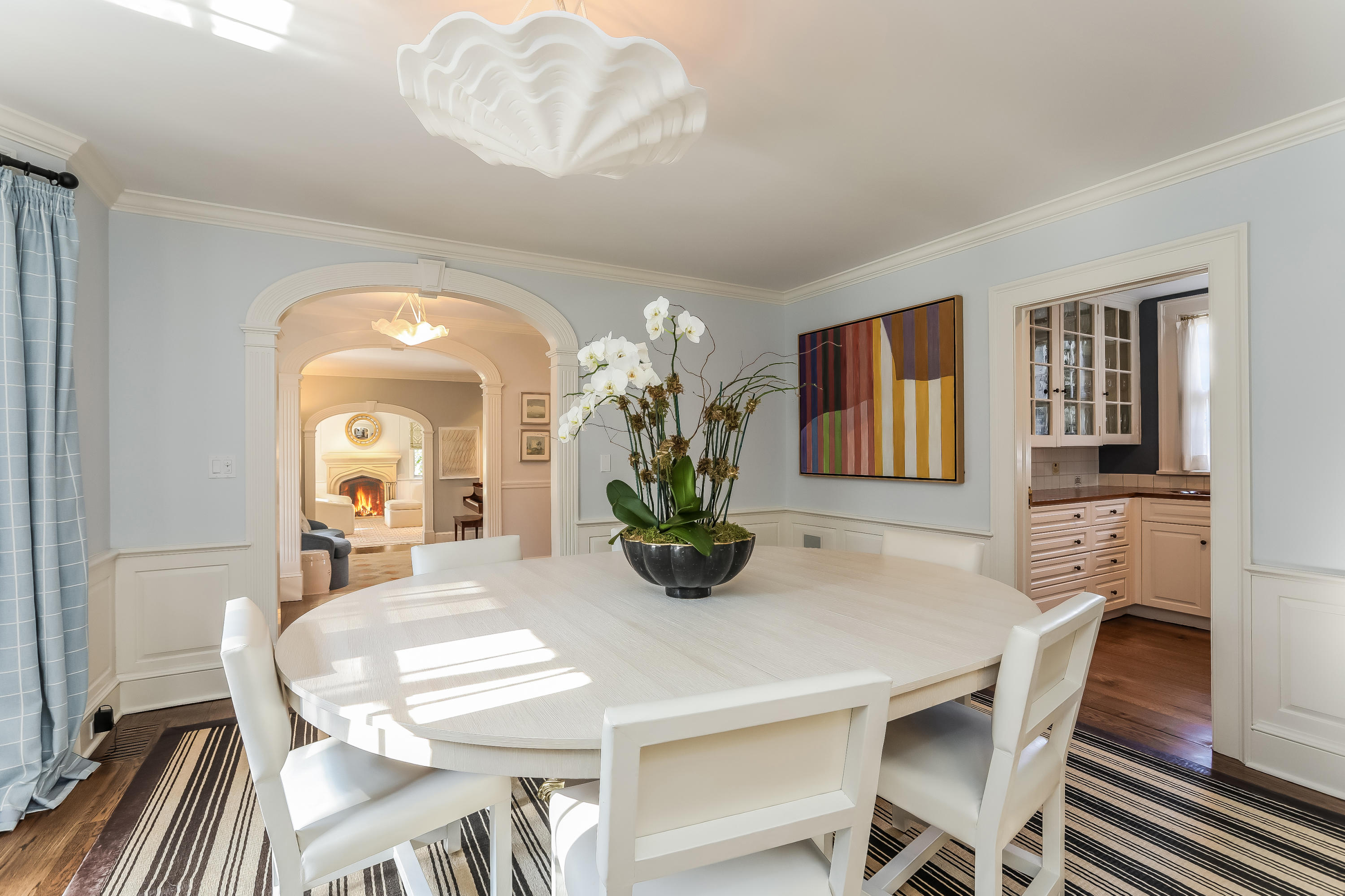 30 Old Farm Road Darien, CT 06820 - Photo 9 of 42 a dining room with furniture and window