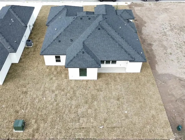 $2,100 | 8104 North 50th Street, McAllen, TX 78504