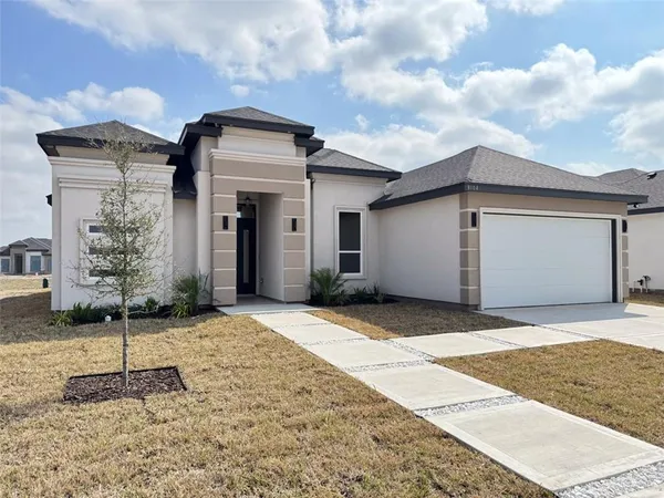 $2,100 | 8104 North 50th Street, McAllen, TX 78504