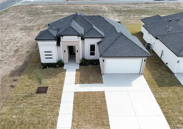 $2,100 | 8104 North 50th Street, McAllen, TX 78504