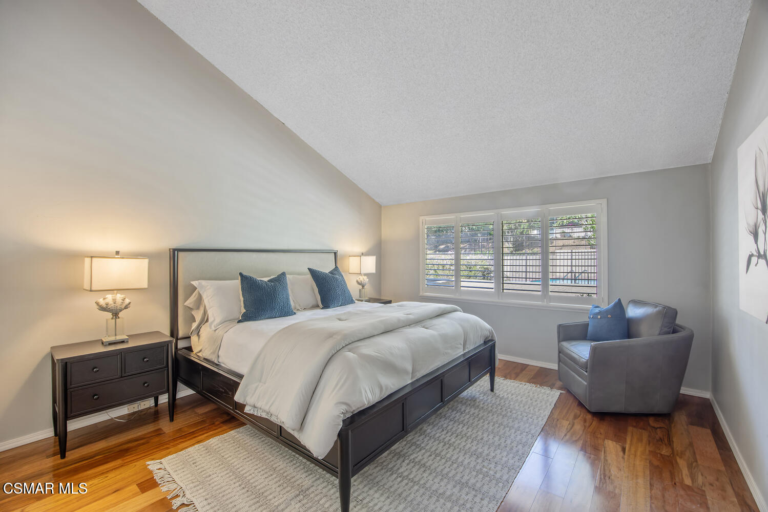 175 Conifer Circle Oak Park, CA 91377 - Photo 11 of 20 a bedroom with bed and window