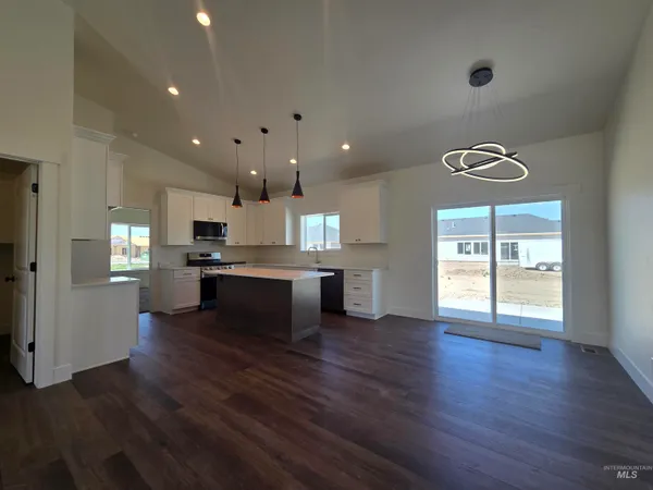 $369,999 | 1512 Belle Drive, Rupert, ID 83350