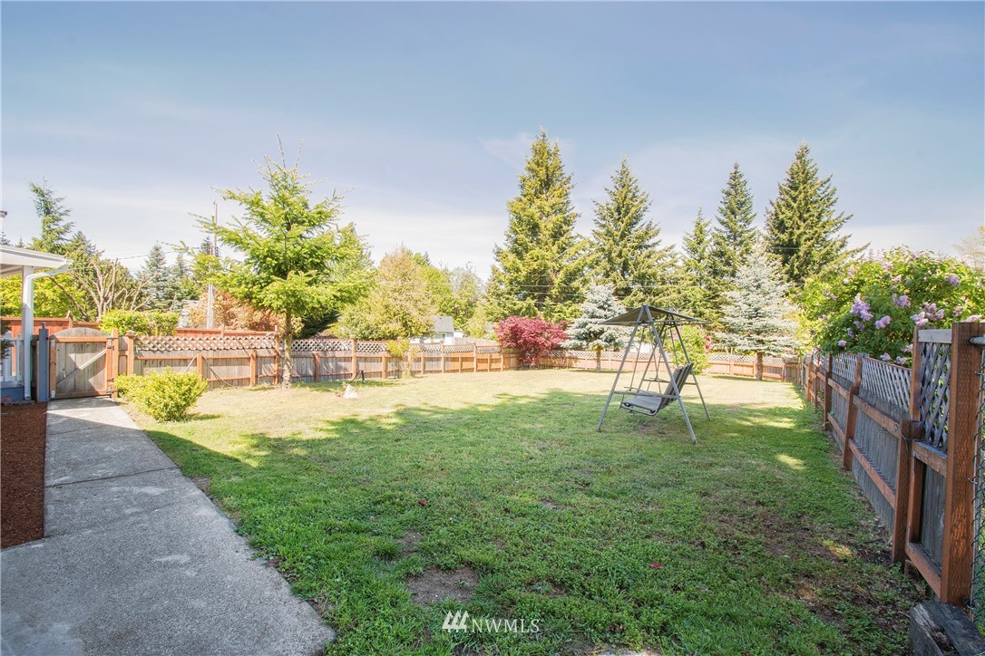 603 Southwest 142nd Street Burien, WA 98166 - Photo 4 of 20 Gallery Image 4
