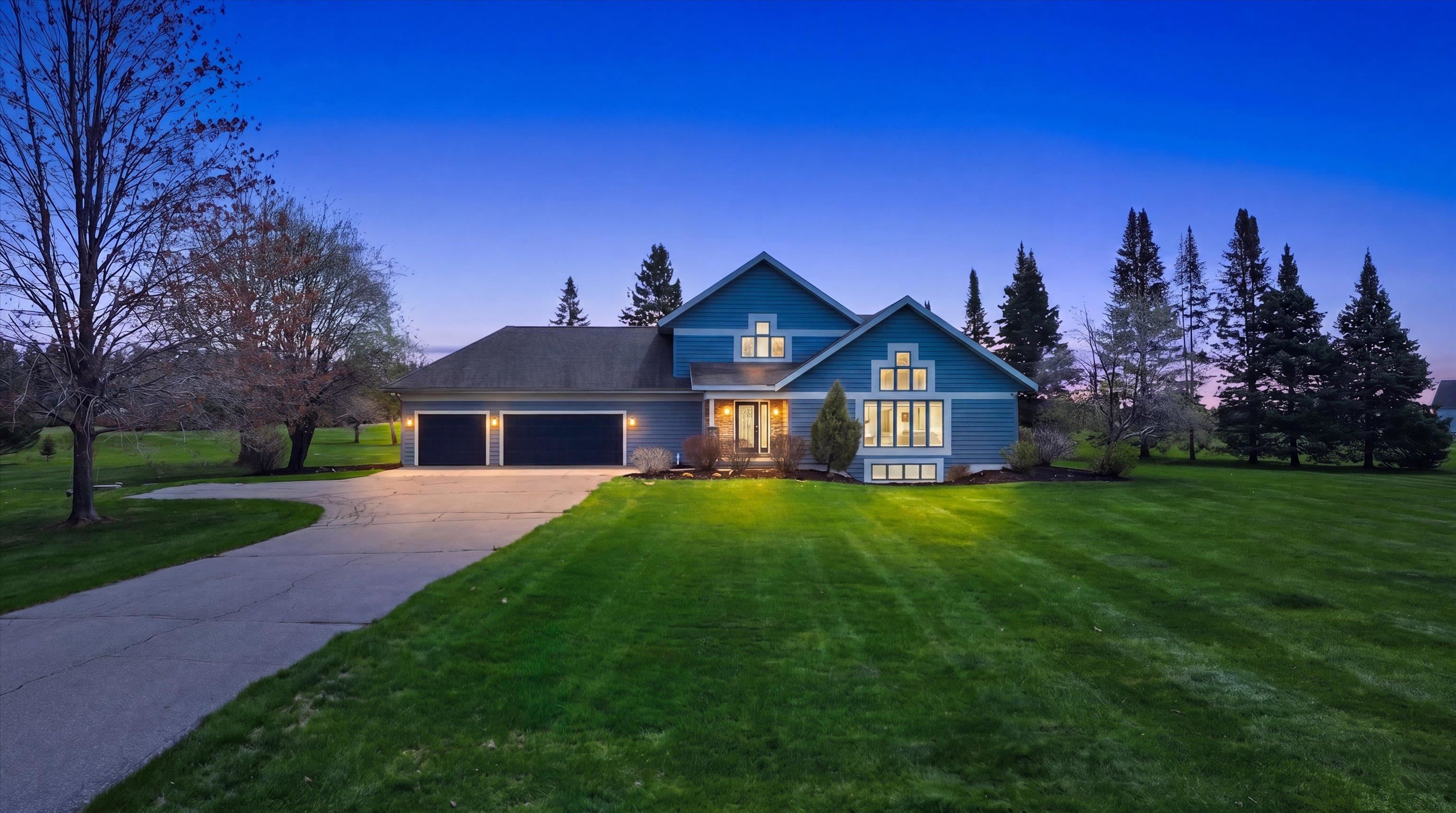 9854 Riveredge Drive Marshfield, WI 54449 - Photo 2 of 43