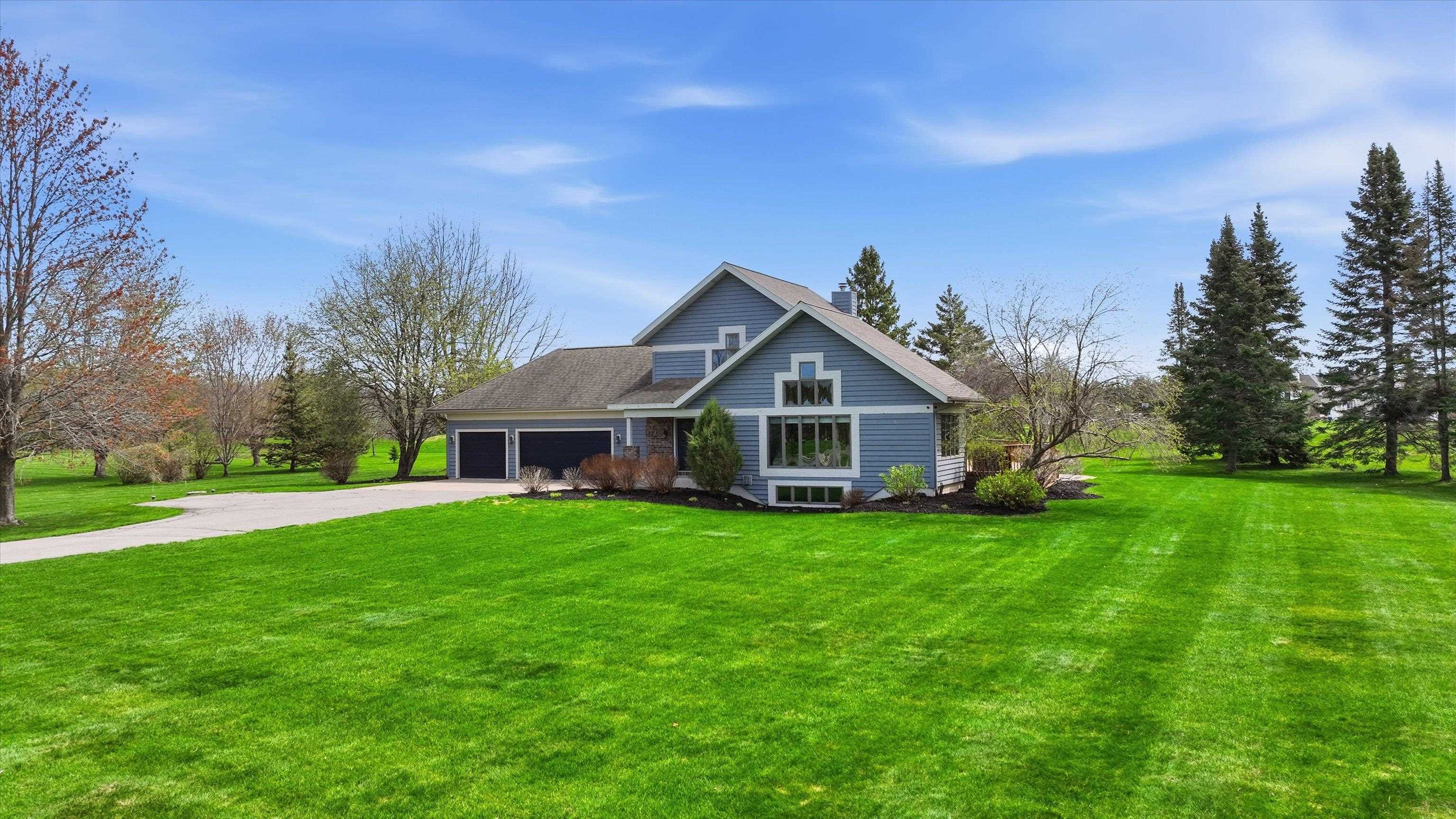 9854 Riveredge Drive Marshfield, WI 54449 - Photo 4 of 43