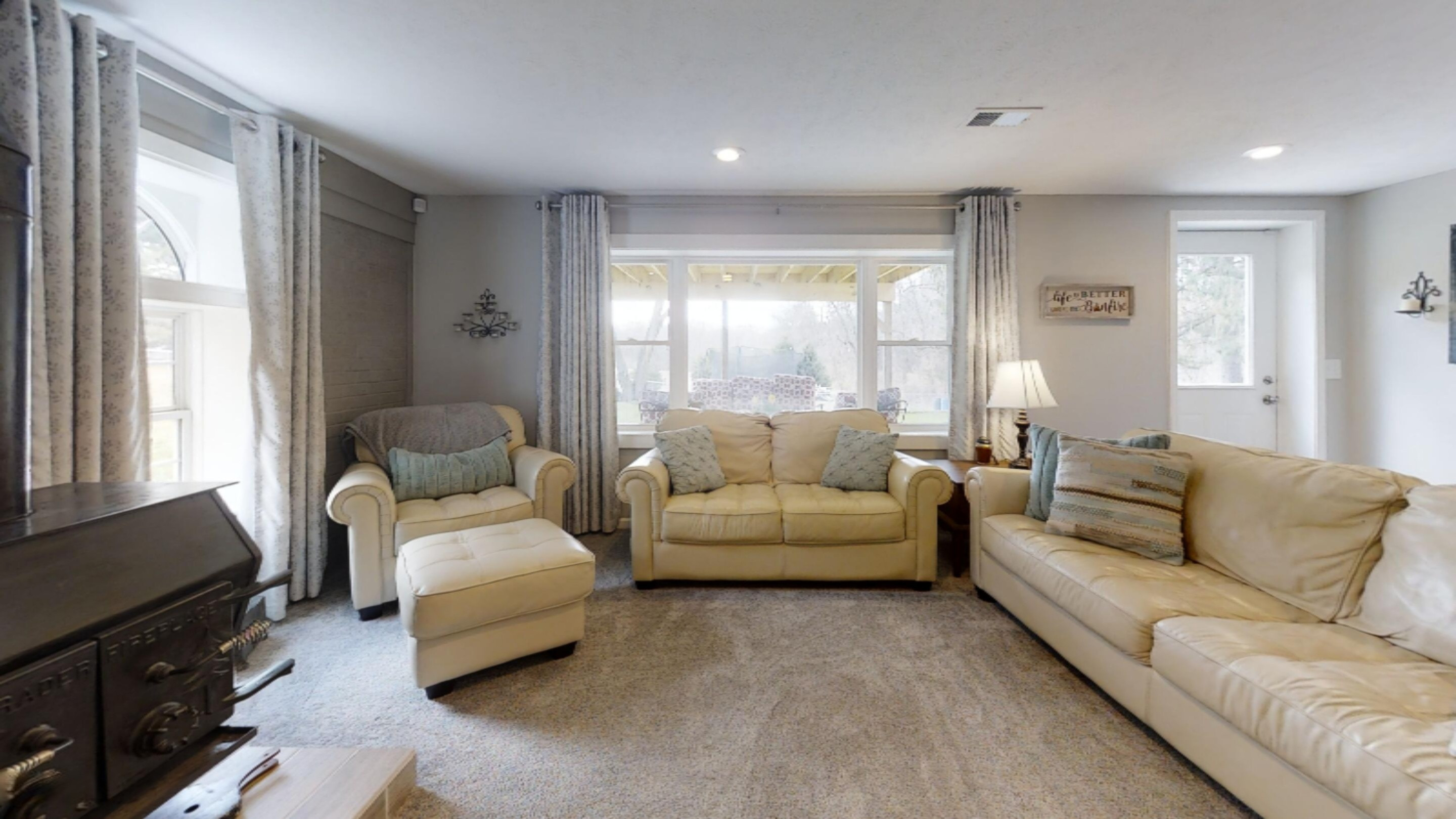 163 Hatfield Road Niles, MI 49120 - Photo 60 of 66 163-Hatfield-Rd-Niles-MI-49120-Living-Ro
