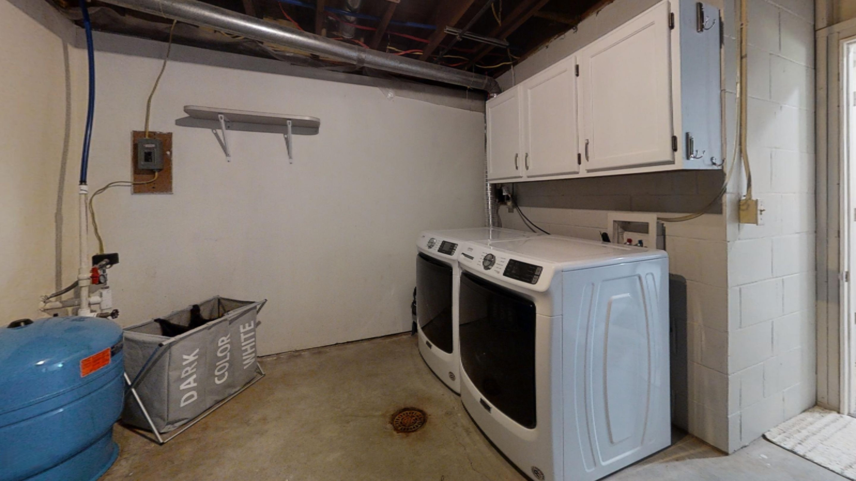 163 Hatfield Road Niles, MI 49120 - Photo 10 of 66 163-Hatfield-Rd-Niles-MI-49120-Laundry