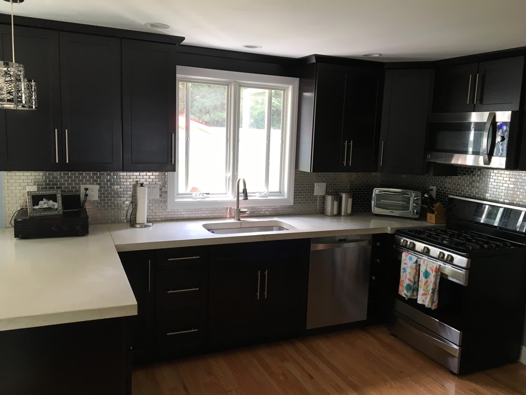 77 Burbank Road Longmeadow, MA 01106 - Photo 4 of 15 Gallery Image 4