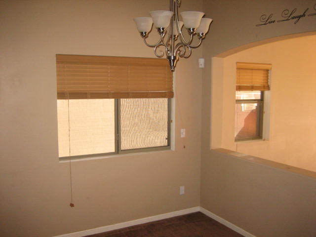 3201 West Pecan Road Phoenix, AZ 85041 - Photo 6 of 31 Dining Room