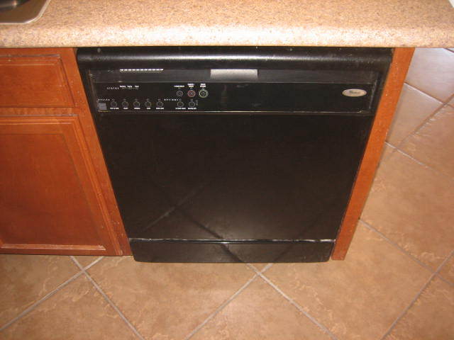 3201 West Pecan Road Phoenix, AZ 85041 - Photo 10 of 31 Dishwasher