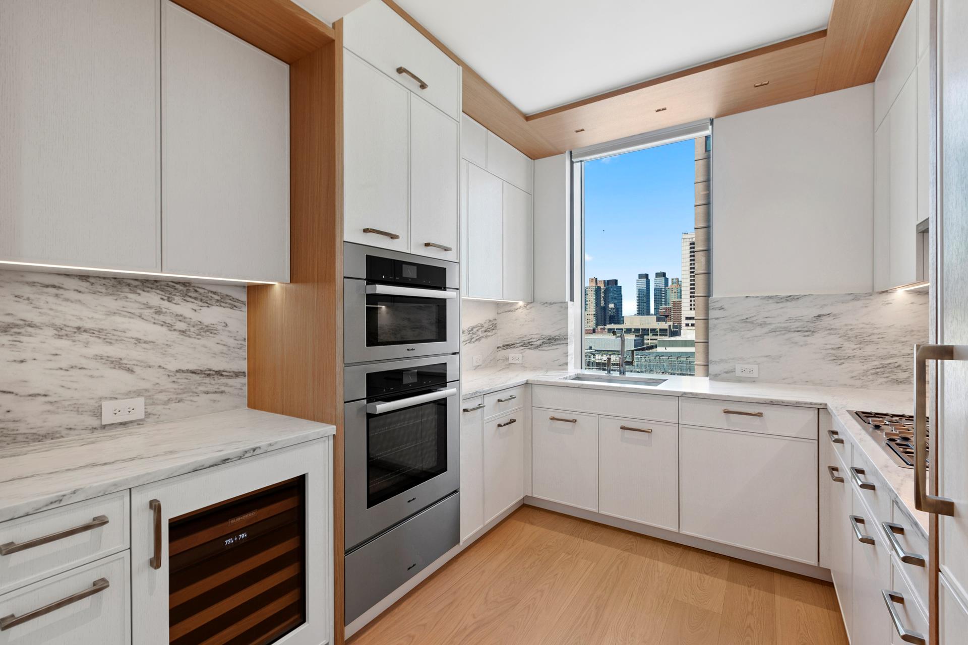 50 West 66th Street, Unit 12A Manhattan, NY 10023 - Photo 3 of 13