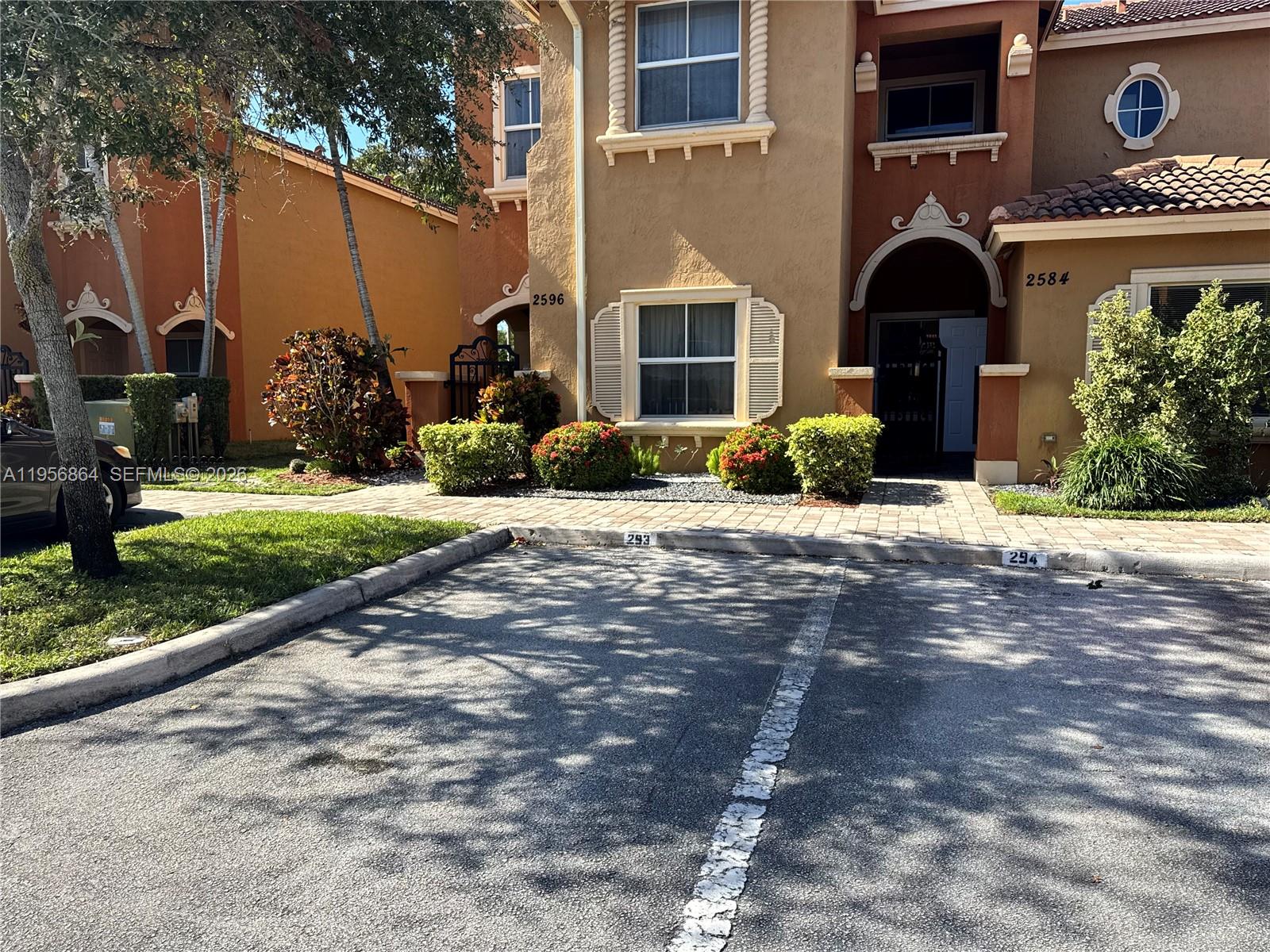 2584 Southwest 122nd Terrace, Unit 1502 Miramar, FL 33025 - Photo 29 of 33