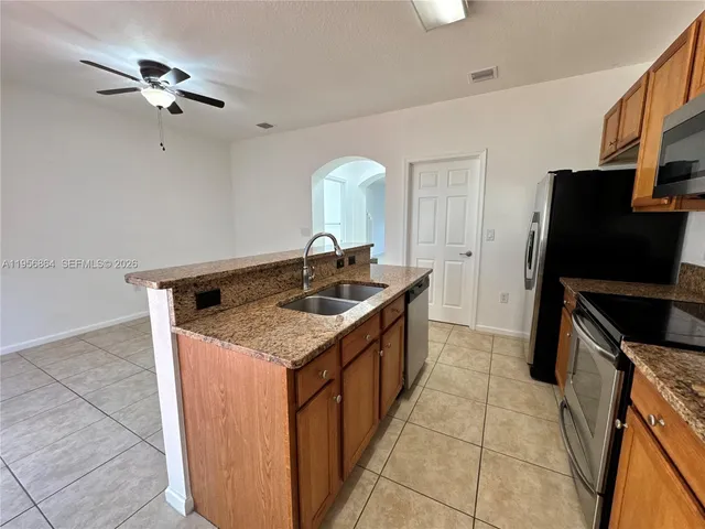 $2,575 | 2584 Southwest 122nd Terrace, Unit 1502, Miramar, FL 33025