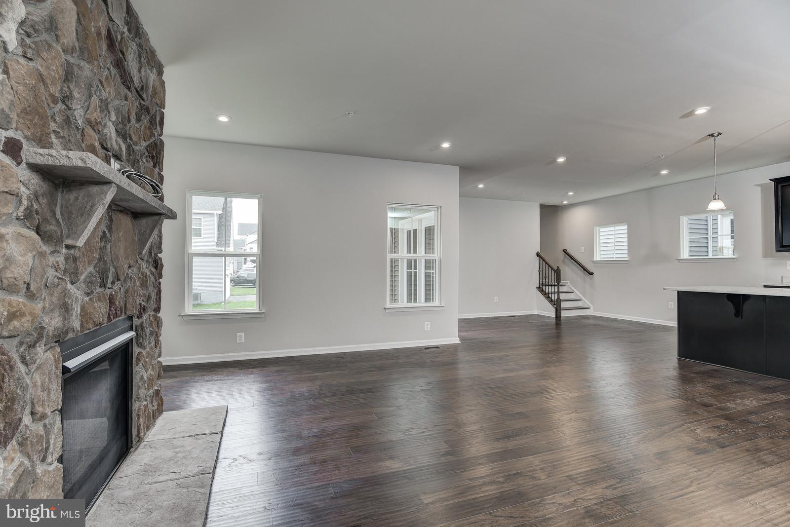 14206 Jaeger Road Clarksburg, MD 20871 - Photo 14 of 85 Gallery Image 14