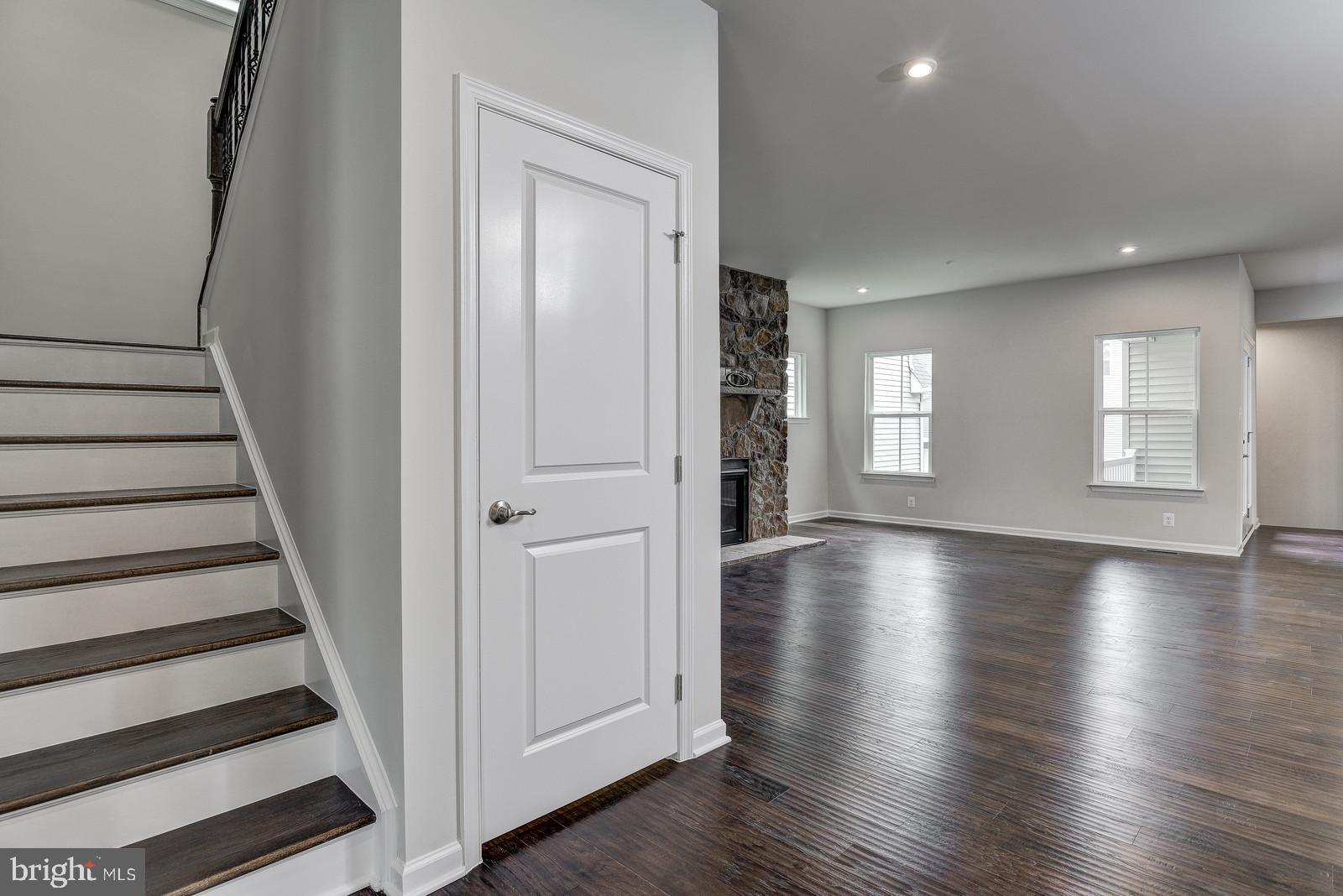 14206 Jaeger Road Clarksburg, MD 20871 - Photo 33 of 85 Gallery Image 33