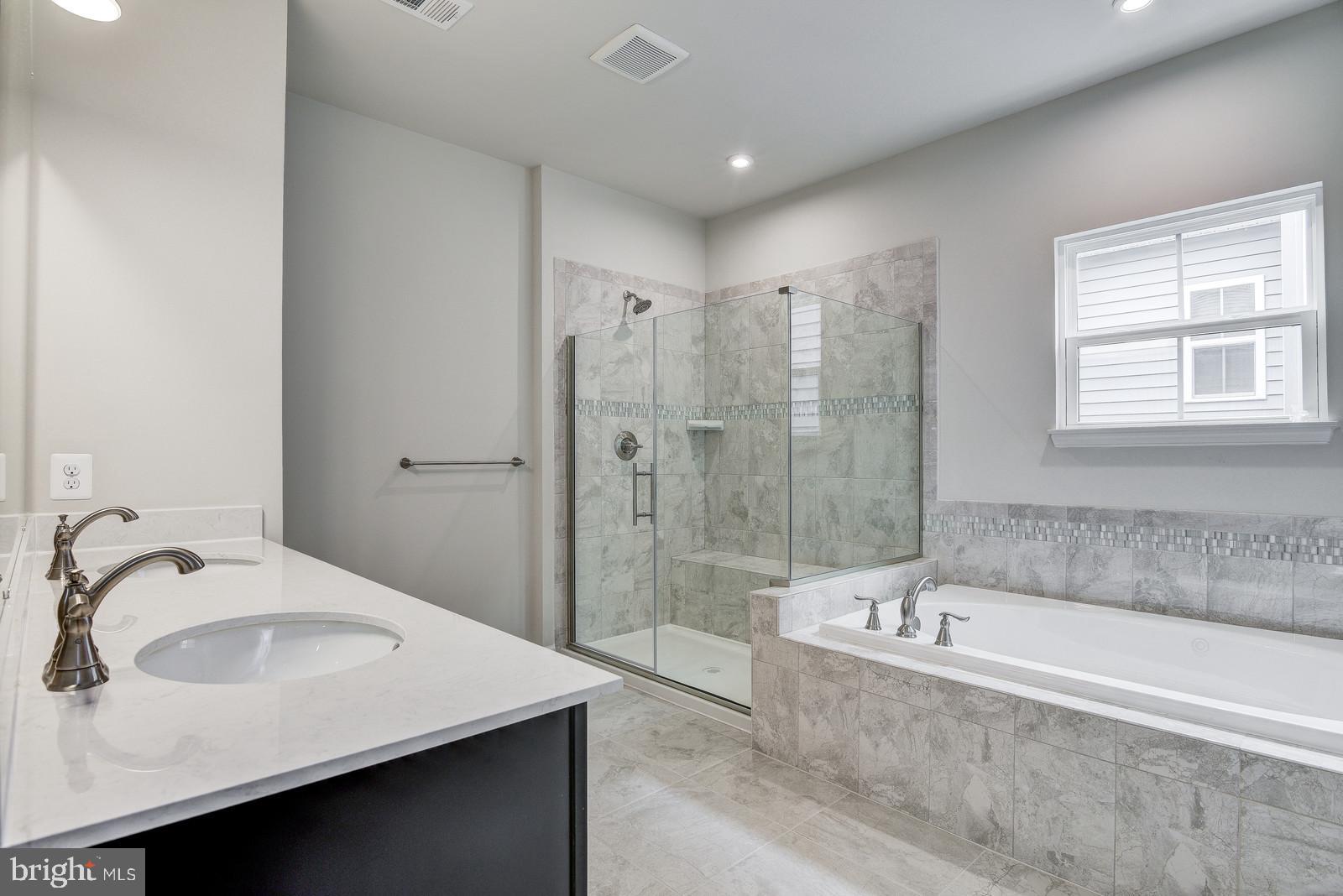 14206 Jaeger Road Clarksburg, MD 20871 - Photo 39 of 85 Gallery Image 39
