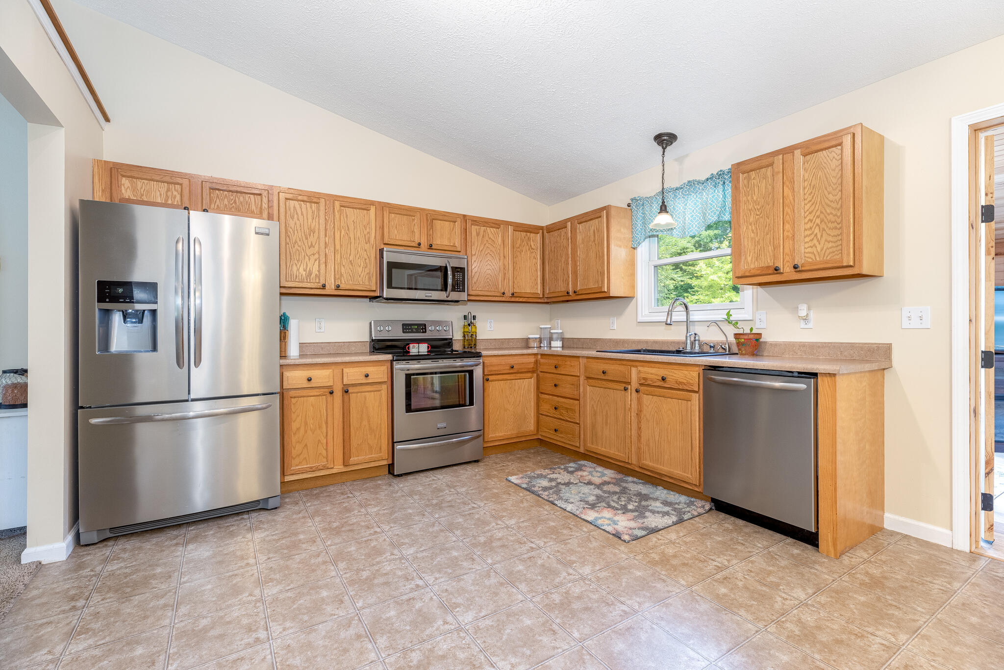 7726 Crowl Road De Graff, OH 43318 - Photo 6 of 29