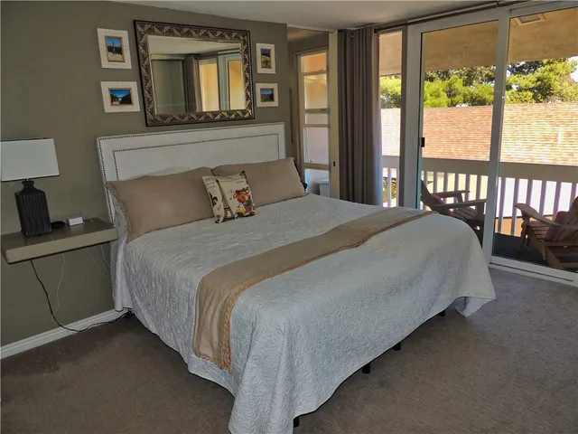 $1,495,000 | 16548 Harbour Lane, Huntington Beach, CA 92649