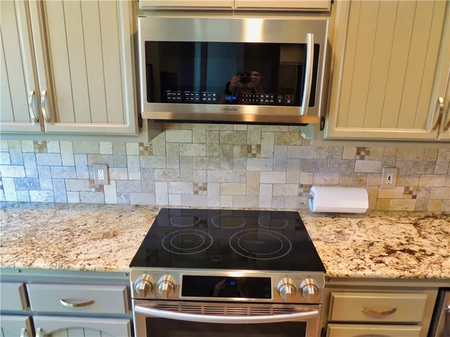 $1,495,000 | 16548 Harbour Lane, Huntington Beach, CA 92649