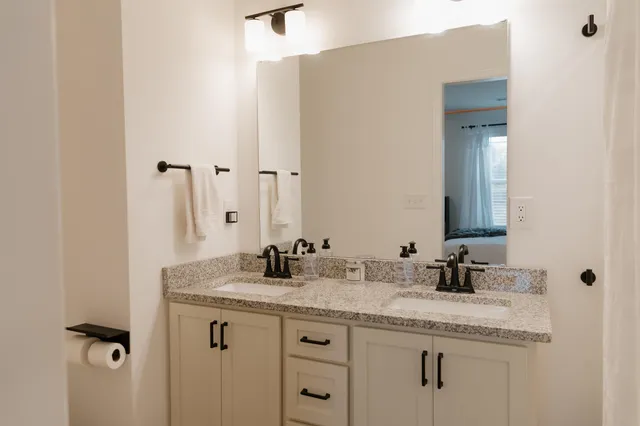 $269,500 | 653 North Shamrock Avenue, Landrum, SC 29356