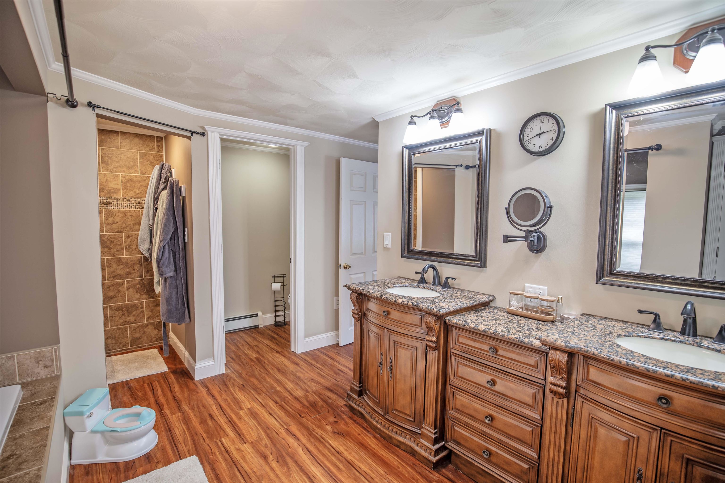 53 Mast Road Epping, NH 03042 - Photo 8 of 38