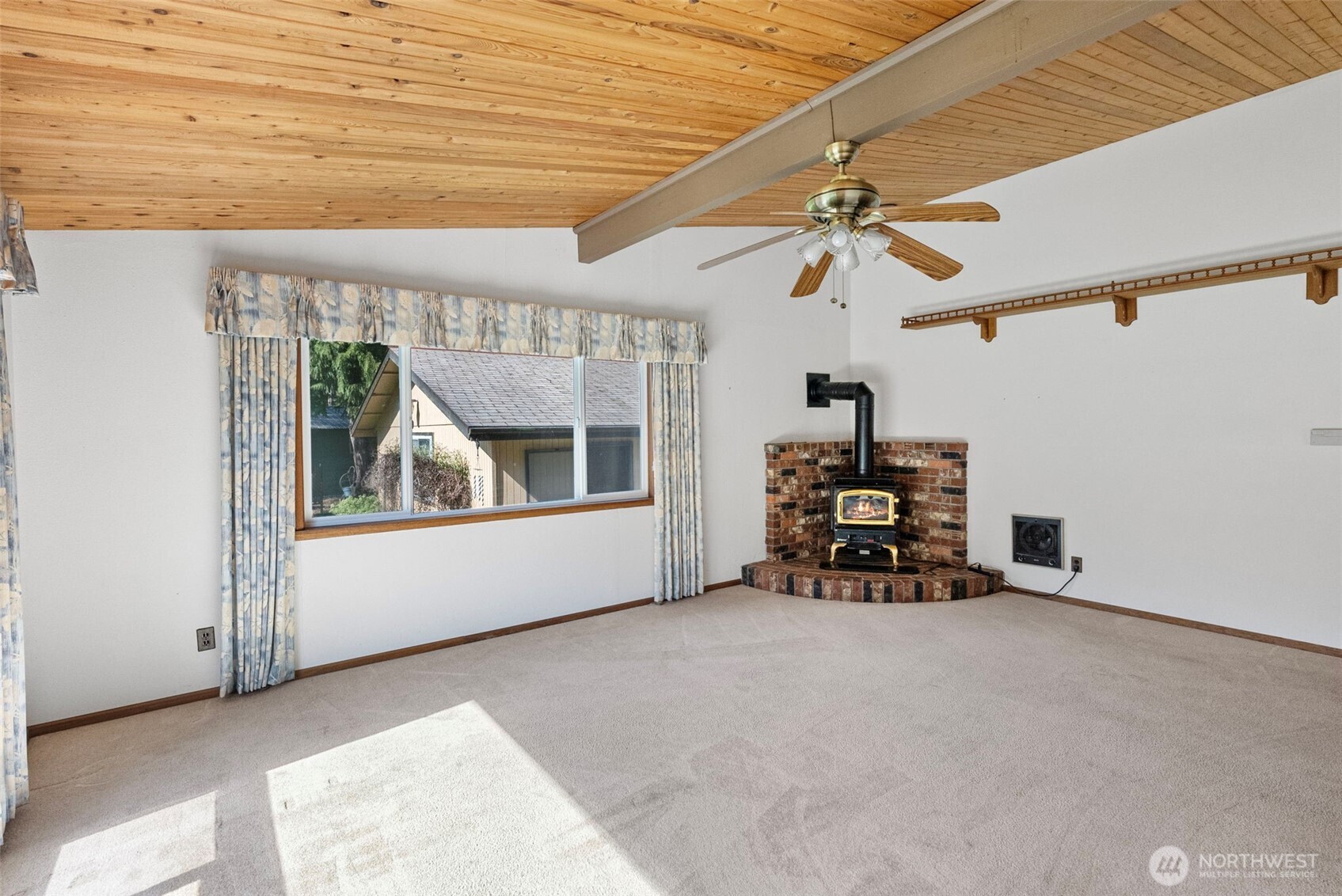 210 Kelly Road Brinnon, WA 98320 - Photo 16 of 30