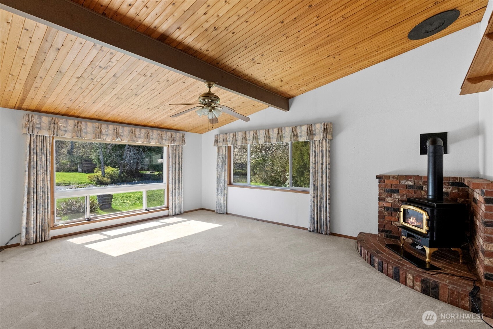 210 Kelly Road Brinnon, WA 98320 - Photo 17 of 30