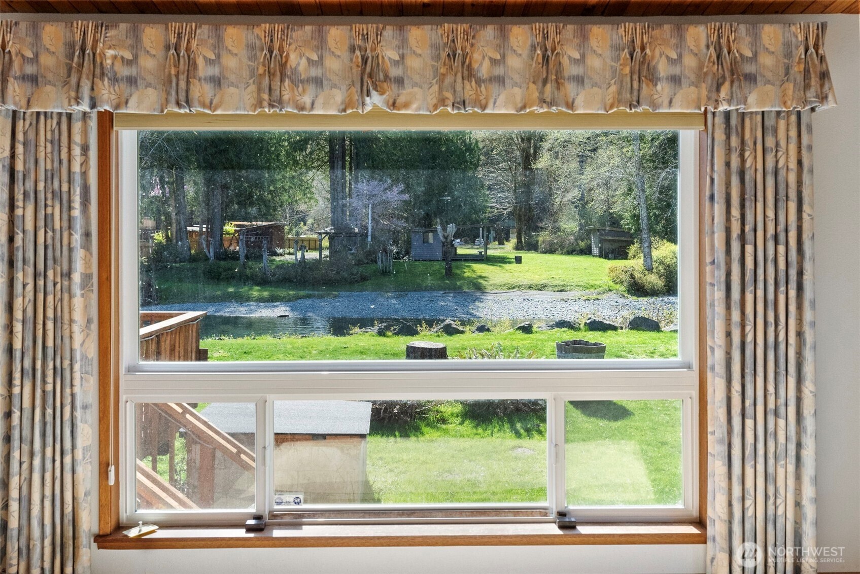 210 Kelly Road Brinnon, WA 98320 - Photo 18 of 30